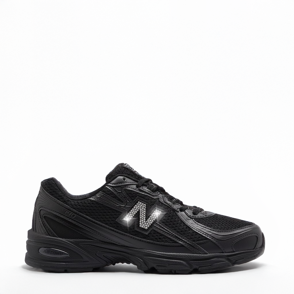 STRAZ Custom New Balance 740 - Black