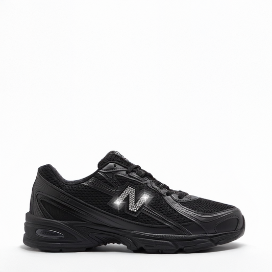 STRAZ Custom New Balance 740 - Black